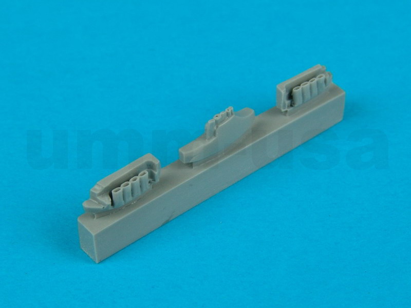 QB72047 Fw 190A-3 exhaust 1/72